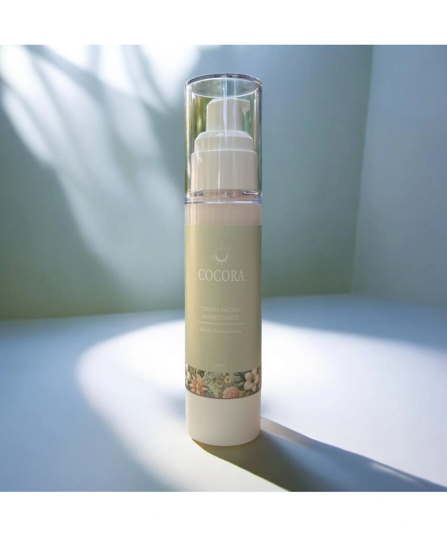 Crema facial de ácido hialurónico natural para una piel firme y luminosa – COCORA Costa Rica.